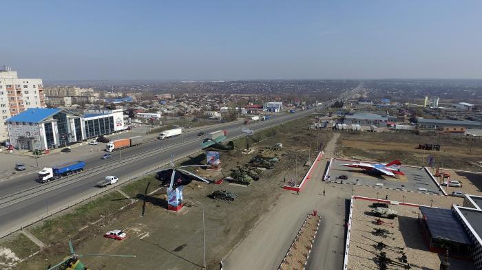 Парк в каменске шахтинском фото военной техники