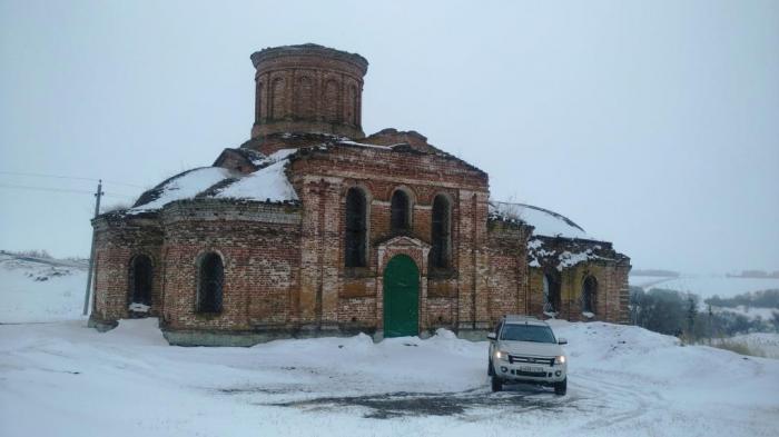 Кикино. Церковь в селе Максимовка. Руины Свято Троицкой церкви Пенза. Троицкая Церковь Качалино. Кикино Пензенская область.