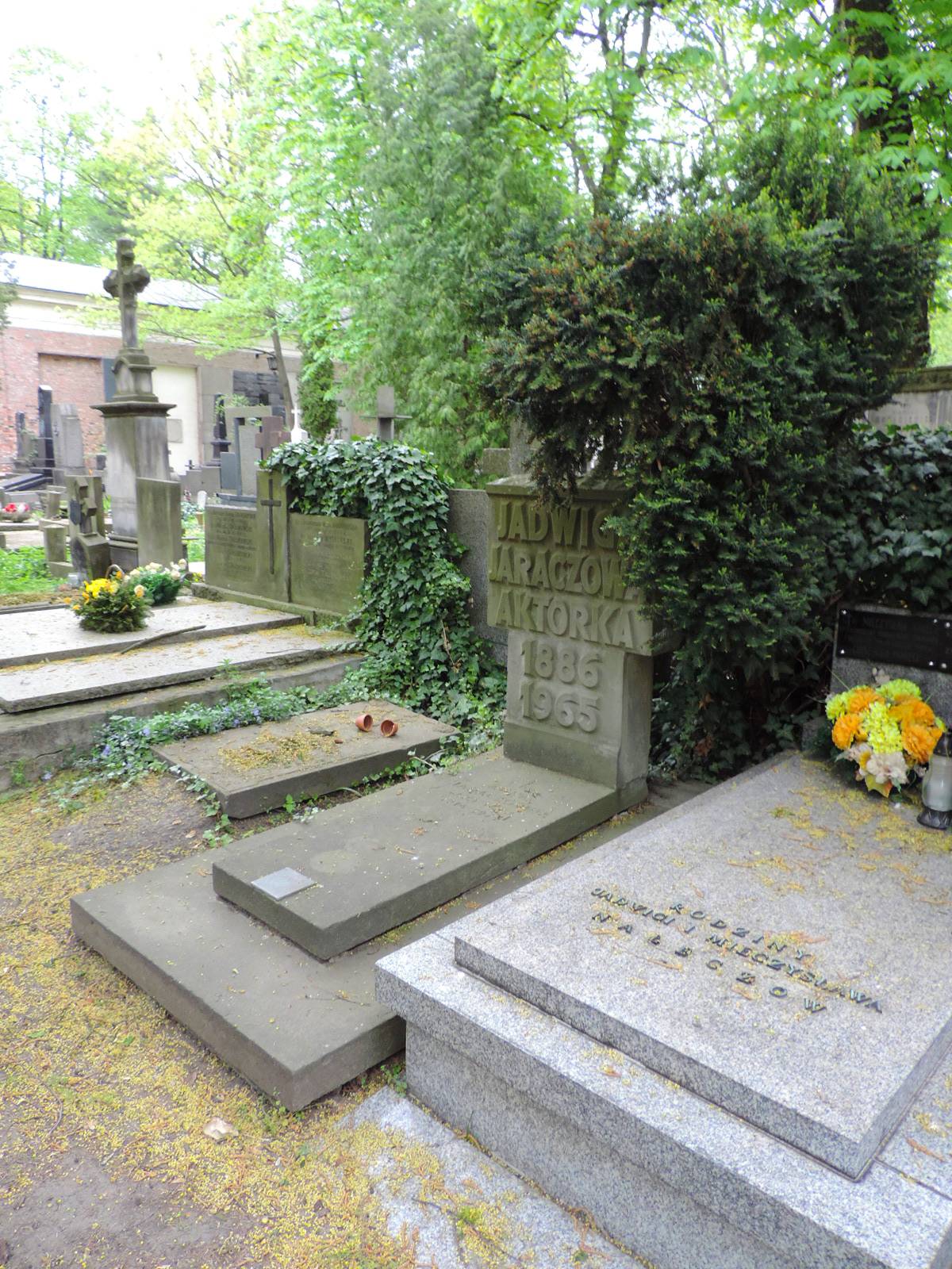 The grave of Anna Jaraczówna - Warsaw