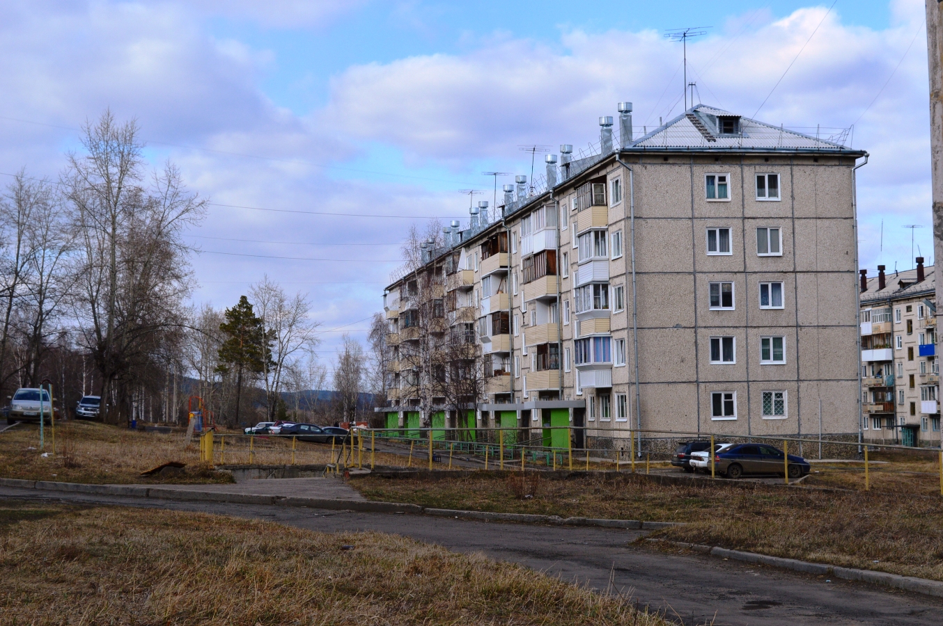 Ул 50 летия комсомола. Ул. 50 лет ВЛКСМ Усть-Илимск. 50 Лет ВЛКСМ Усть Илимск. 50 Лет ВЛКСМ 20 Усть Илимск. Г. Усть-Илимск, ул. 50 лет ВЛКСМ.