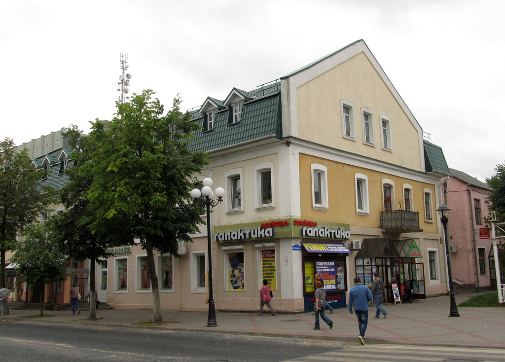 Барановичи варшава. Ул. Советская Барановичи. Улица Советская г Барановичи. Барановичи ул Советская 8. Барановичи польская архитектура.