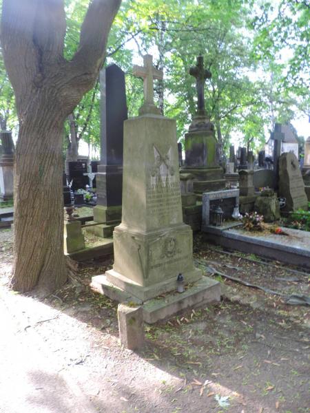 The grave of Józef Szczepan Kowalewski - Warsaw | cross