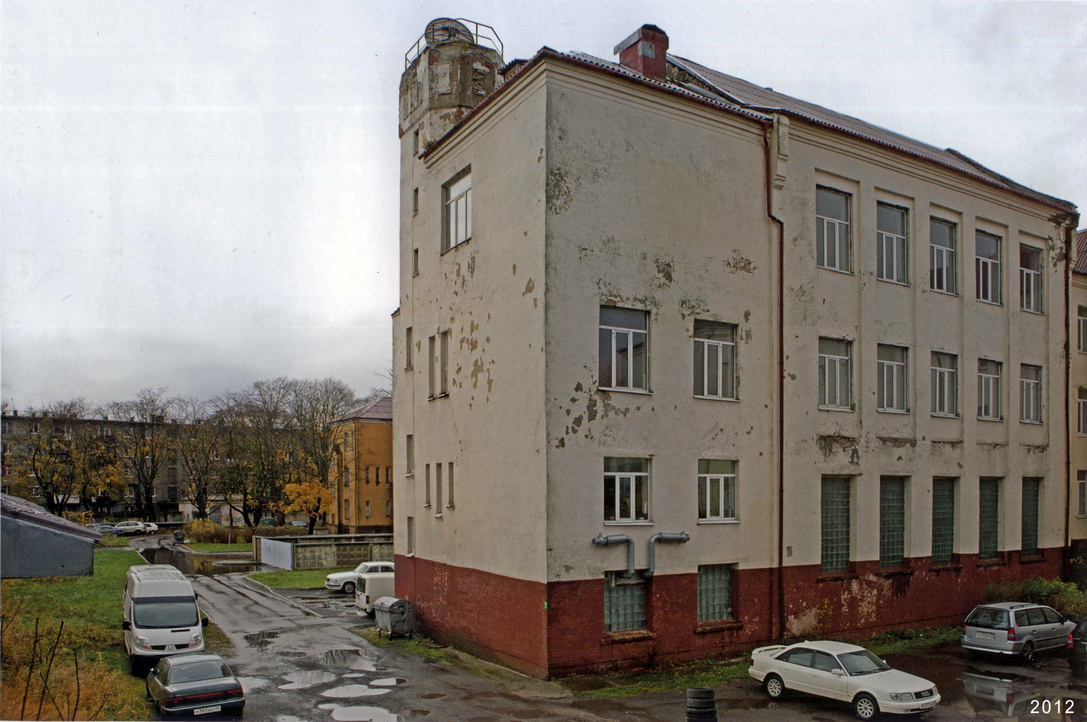 Ближайшие города:
