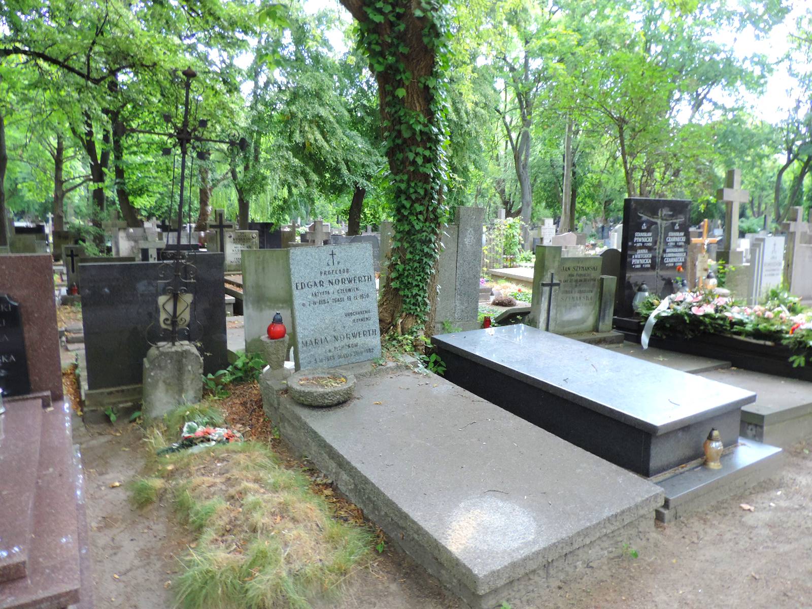 The grave of Edgar Aleksander Norwerth - Warsaw