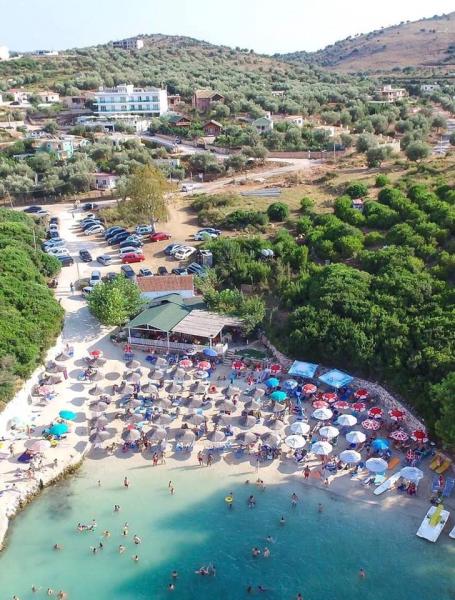 Lori Beach - Ksamil