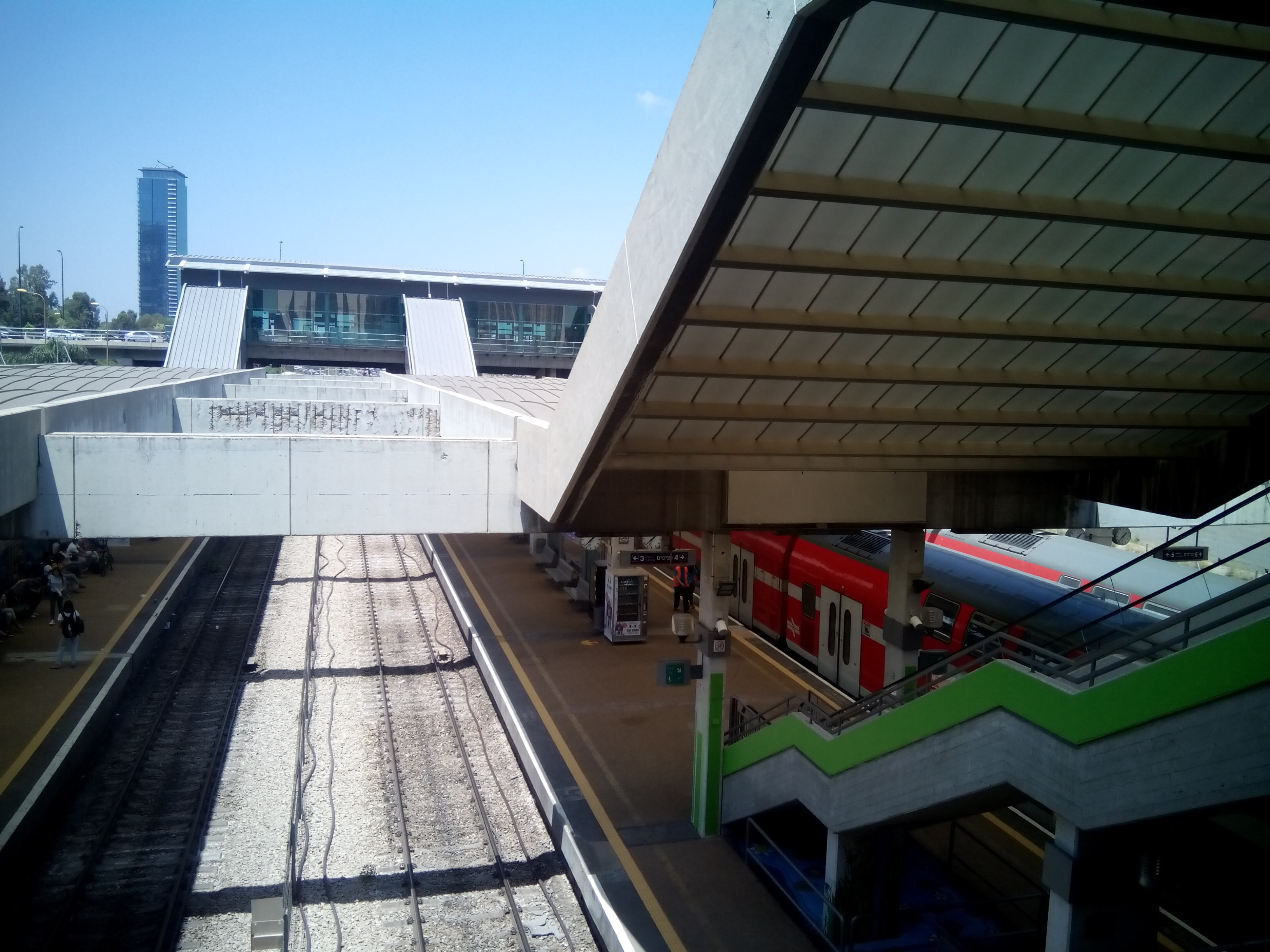 Tel Aviv Central Railway Station - Greater Tel Aviv