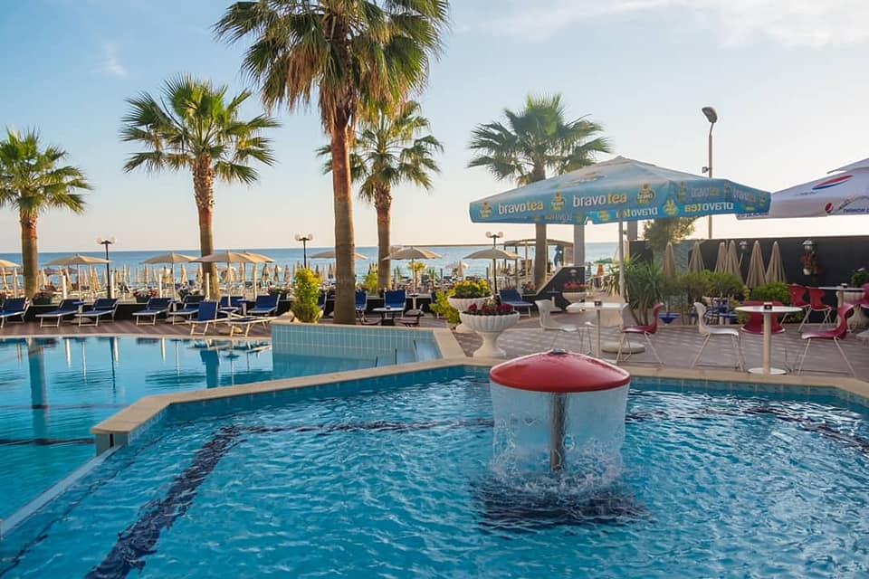 Alibi Resort