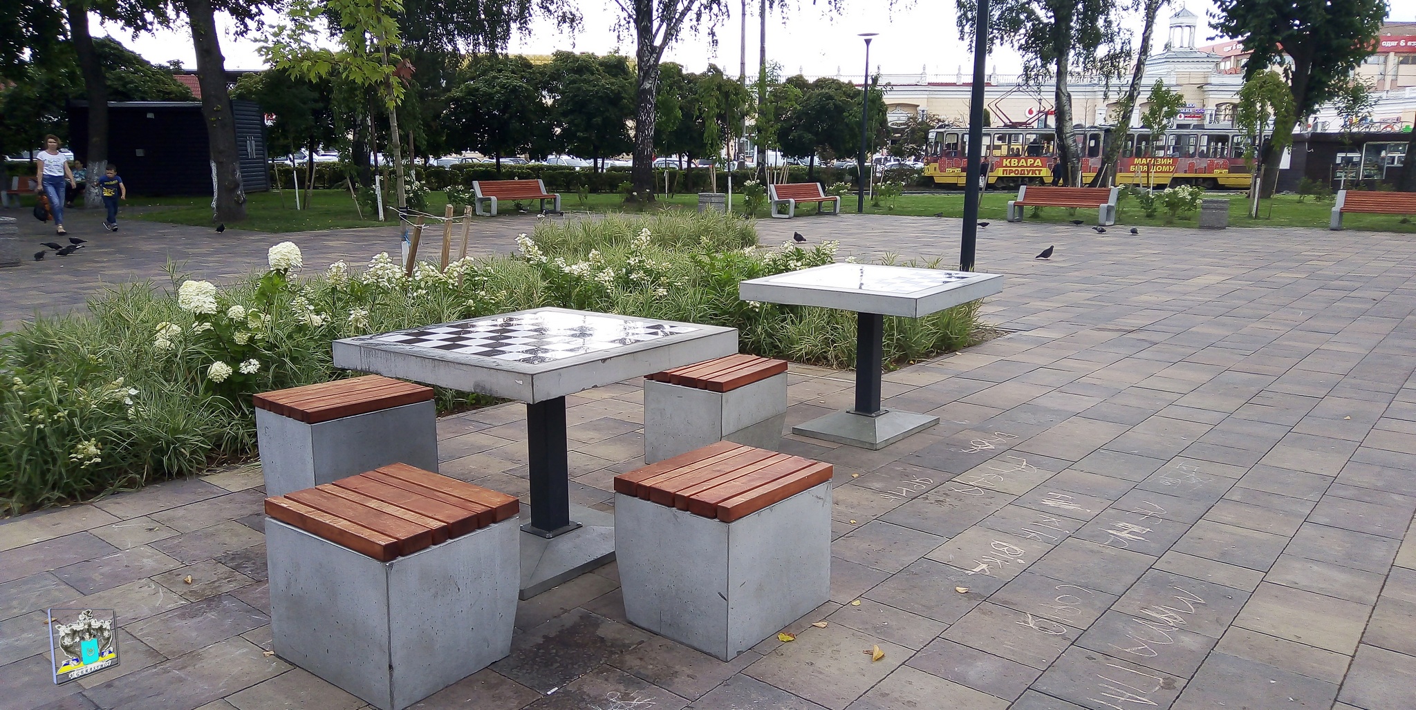 Стол шахматный уличный парковый со скамейками