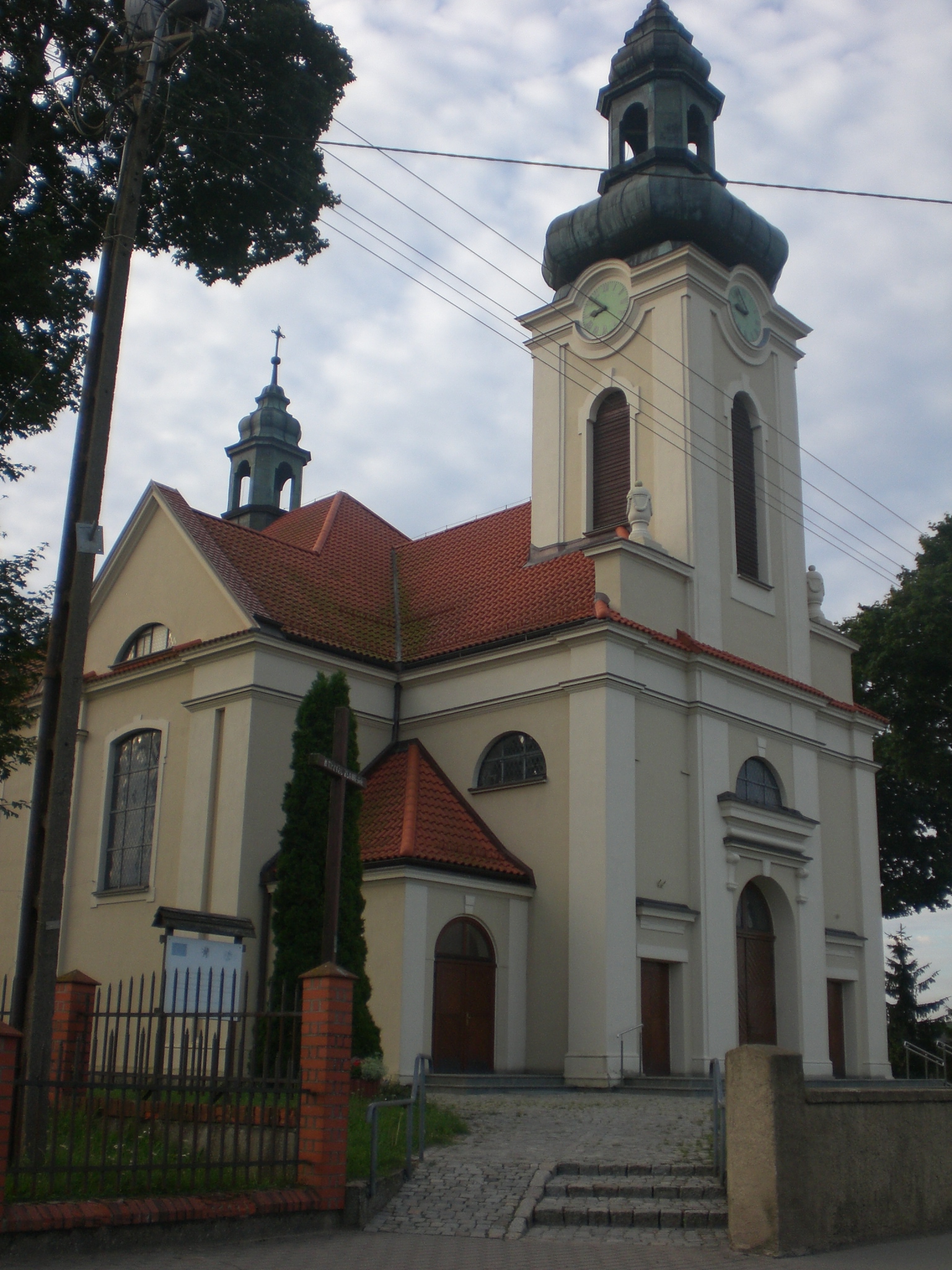 Kościół rzymsko-katolicki p.w. Św. Elżbiety. - Pinczyn