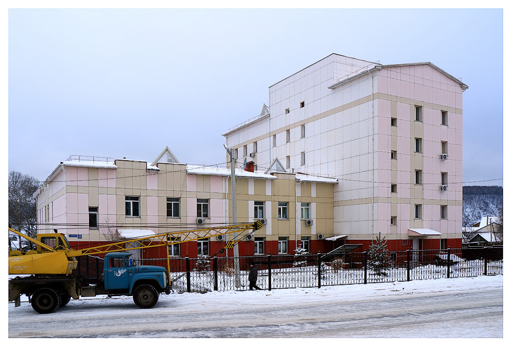 Отдых локомотивных. Локомотивное депо Облучье. Дом отдыха локомотивных бригад Облучье. Бабаево дом отдыха локомотивных бригад. Дом отдыха локомотивных бригад орёл.