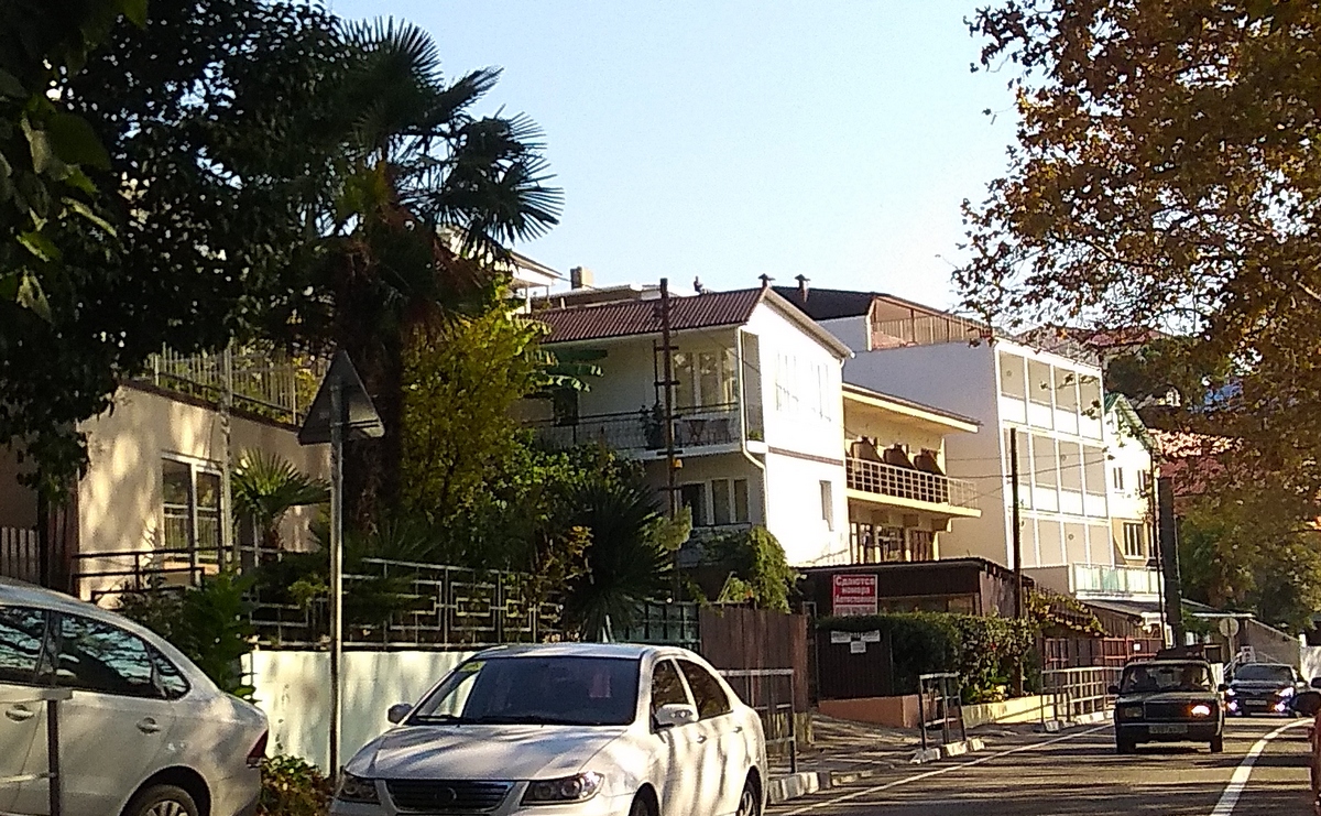 197. гостевой дом династия сочи. декабристов, 29. лоо ул декабристов 125 массандра. сочи декабристов.