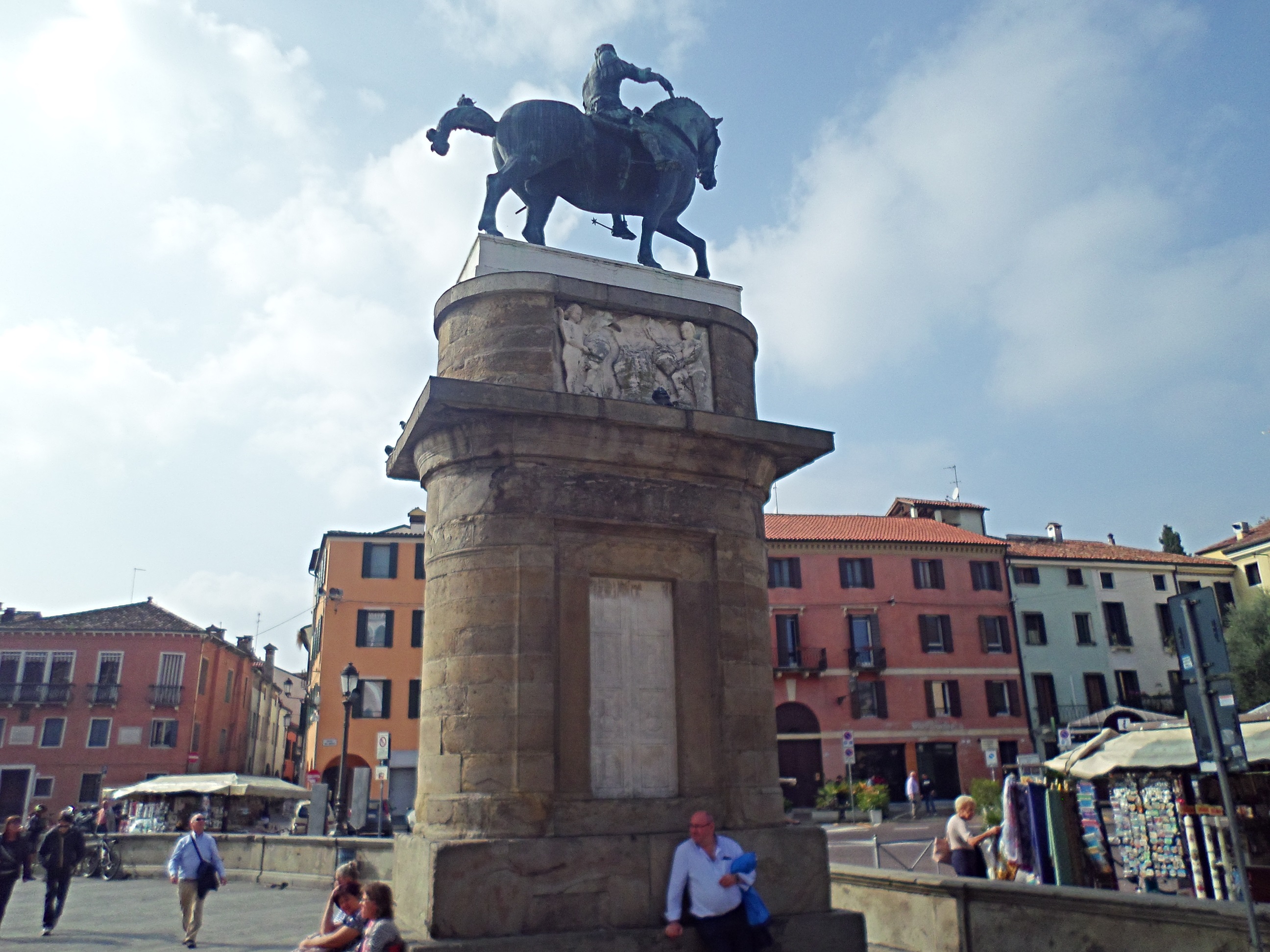 Monumento Equestre Al Gattamelata Padova 9566