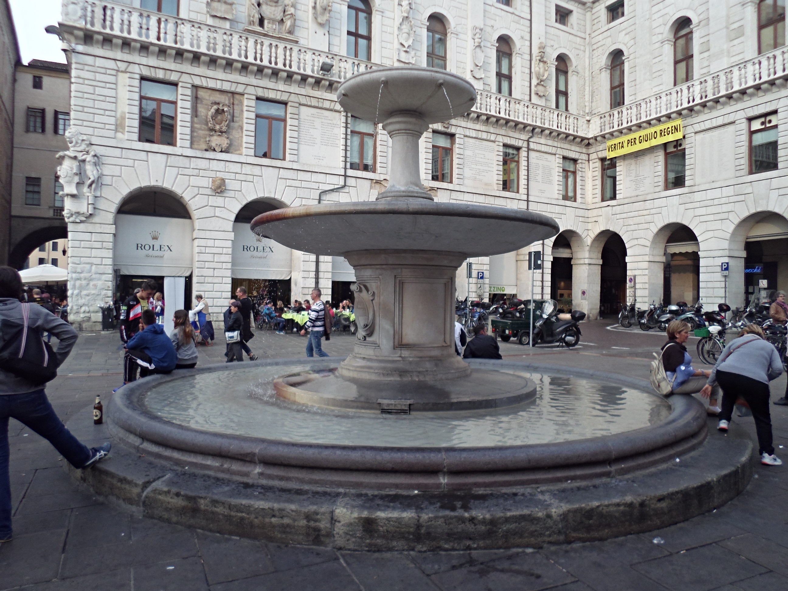 Fountain of delle Erbe square - Padova