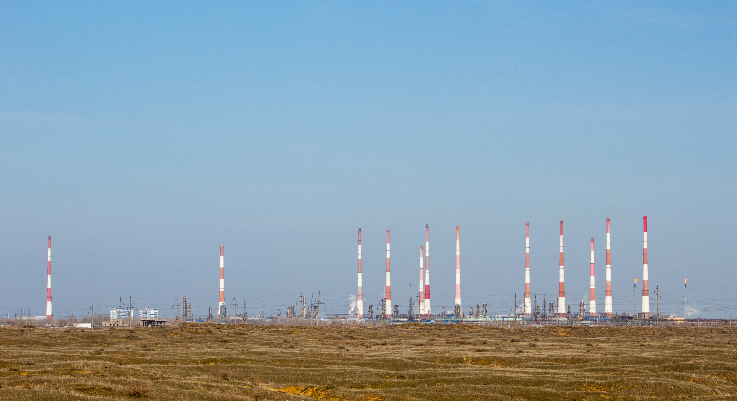 Астраханский завод. Аксарайский ГПЗ. Завод АГПЗ Астрахань. Аксарайск газоперерабатывающий завод. Астрахань ГПЗ Газпром.