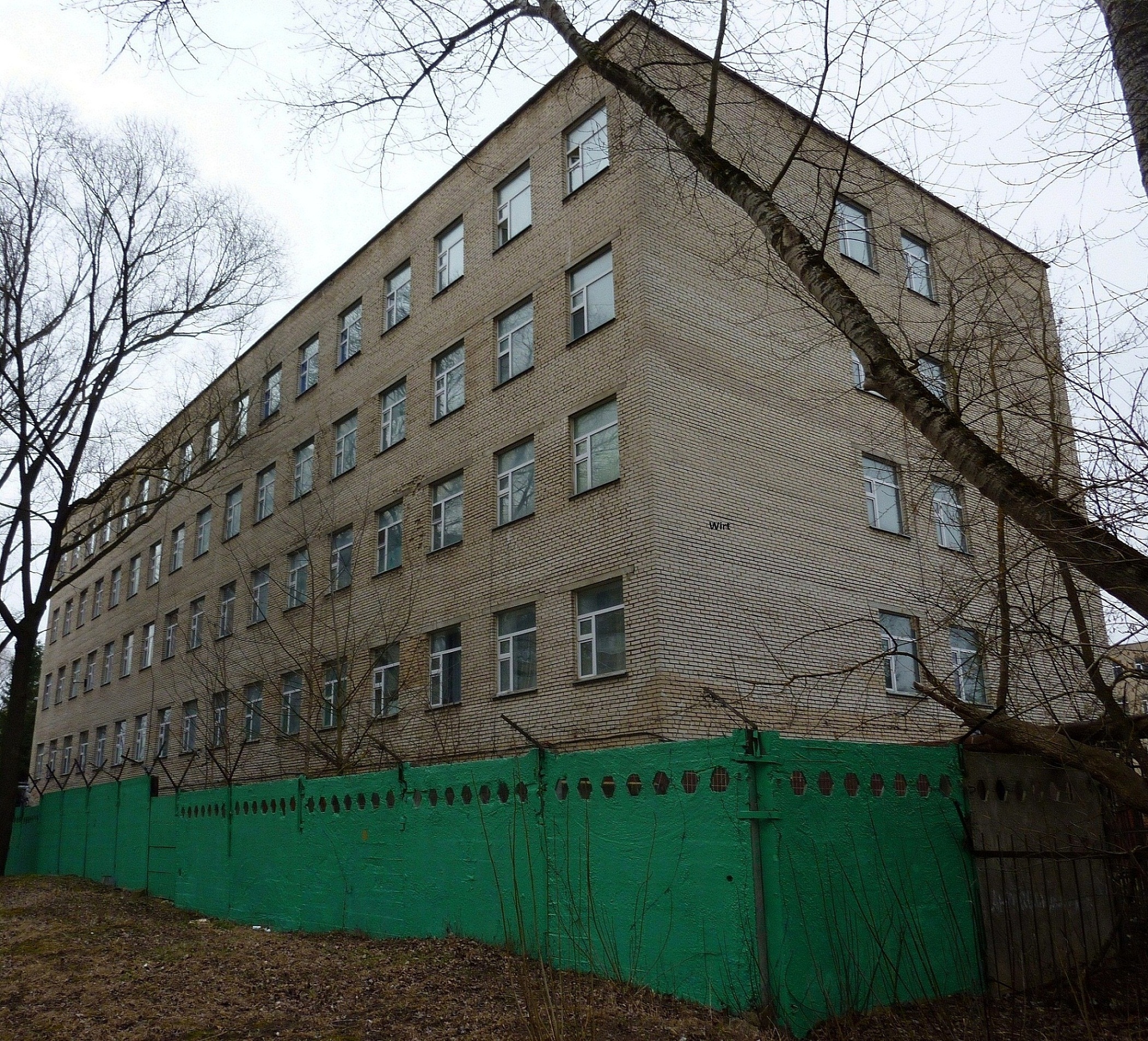 Заводское общежитие. Усолье Самарская область общежитие. Полоцкая 7 Москва общага. Орджоникидзе 19 общага Подольск.