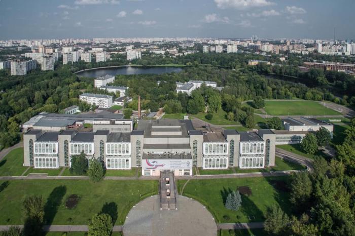 Мгту га. Московский институт гражданской авиации. Технический университет гражданской авиации Москва. МГТУ га территория. Институт на водном стадионе гражданской авиации.