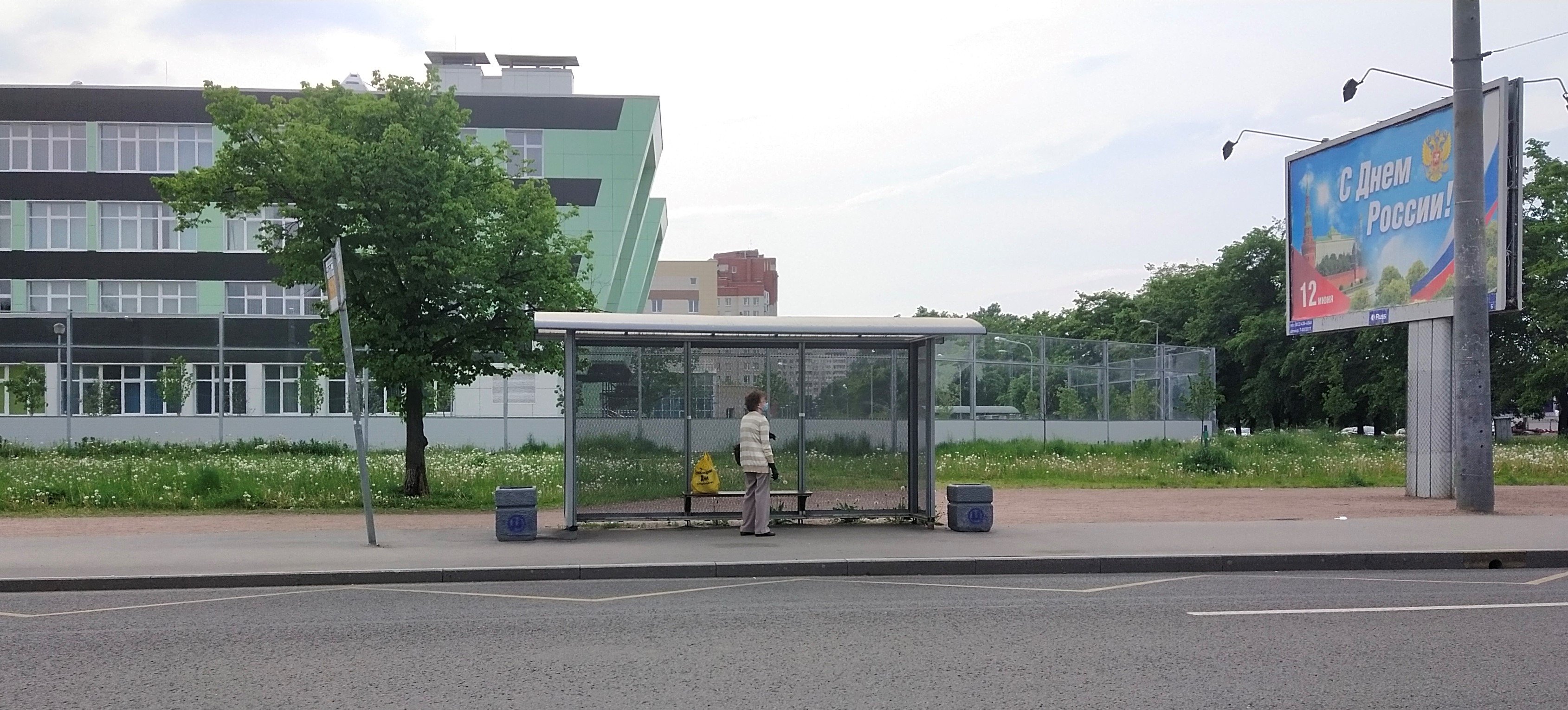 Остановки питер брянск. Остановка в Санкт-Петербурге. Автобусные остановки в Питере.