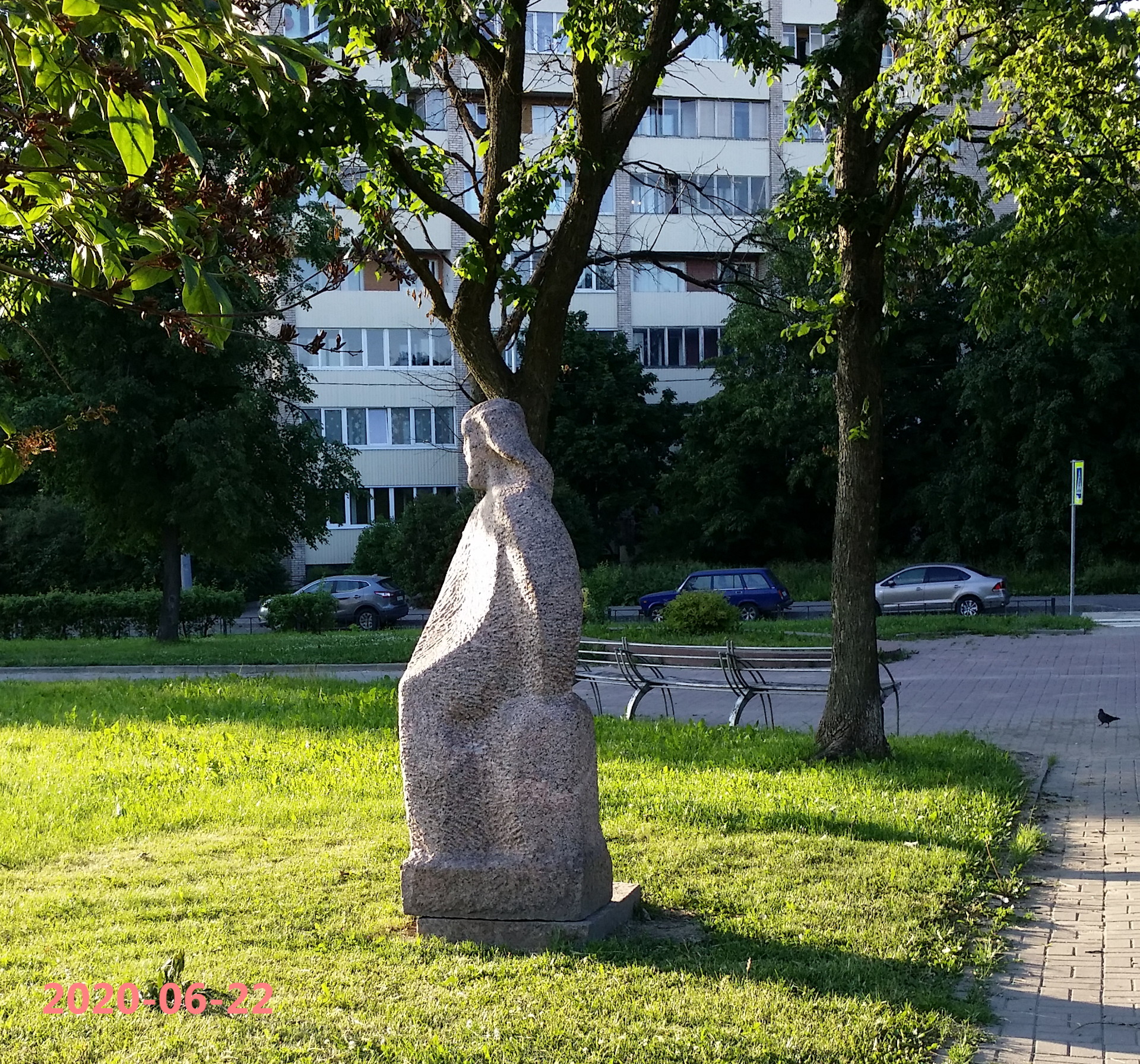 Скульптура отец. Статуя старца. Скульптура Станиславу. Скульптура "отец Строитель". Скульптура отцы нации аллея молодежи Фрунзе.