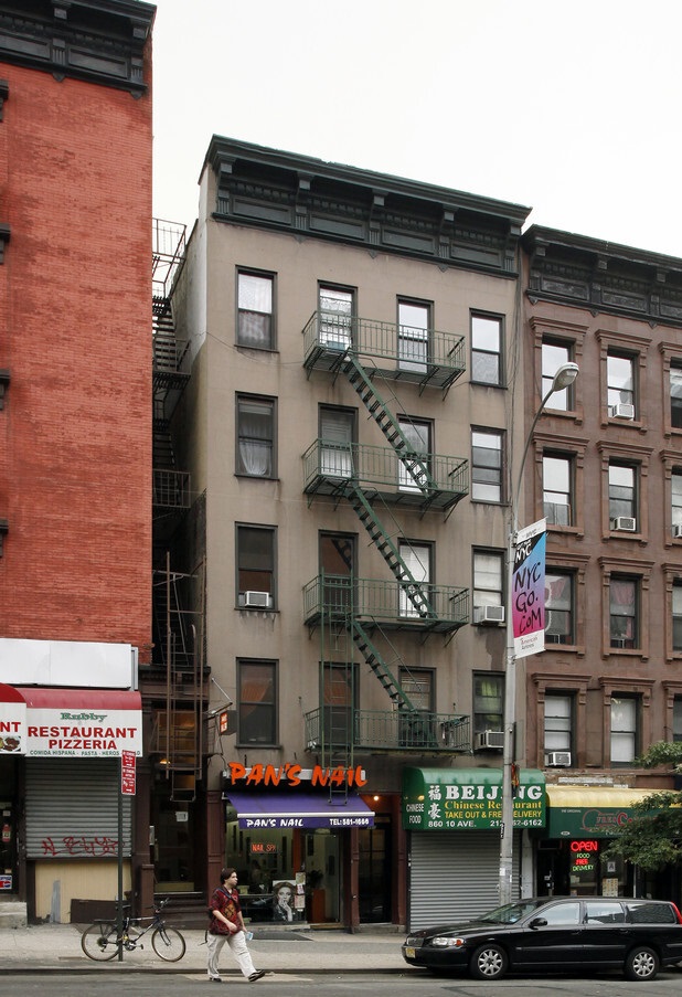 860 Tenth Avenue - New York City, New York | apartment building