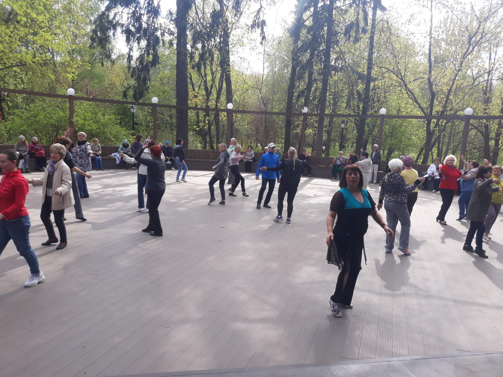Парк Царицыно танцевальная площадка