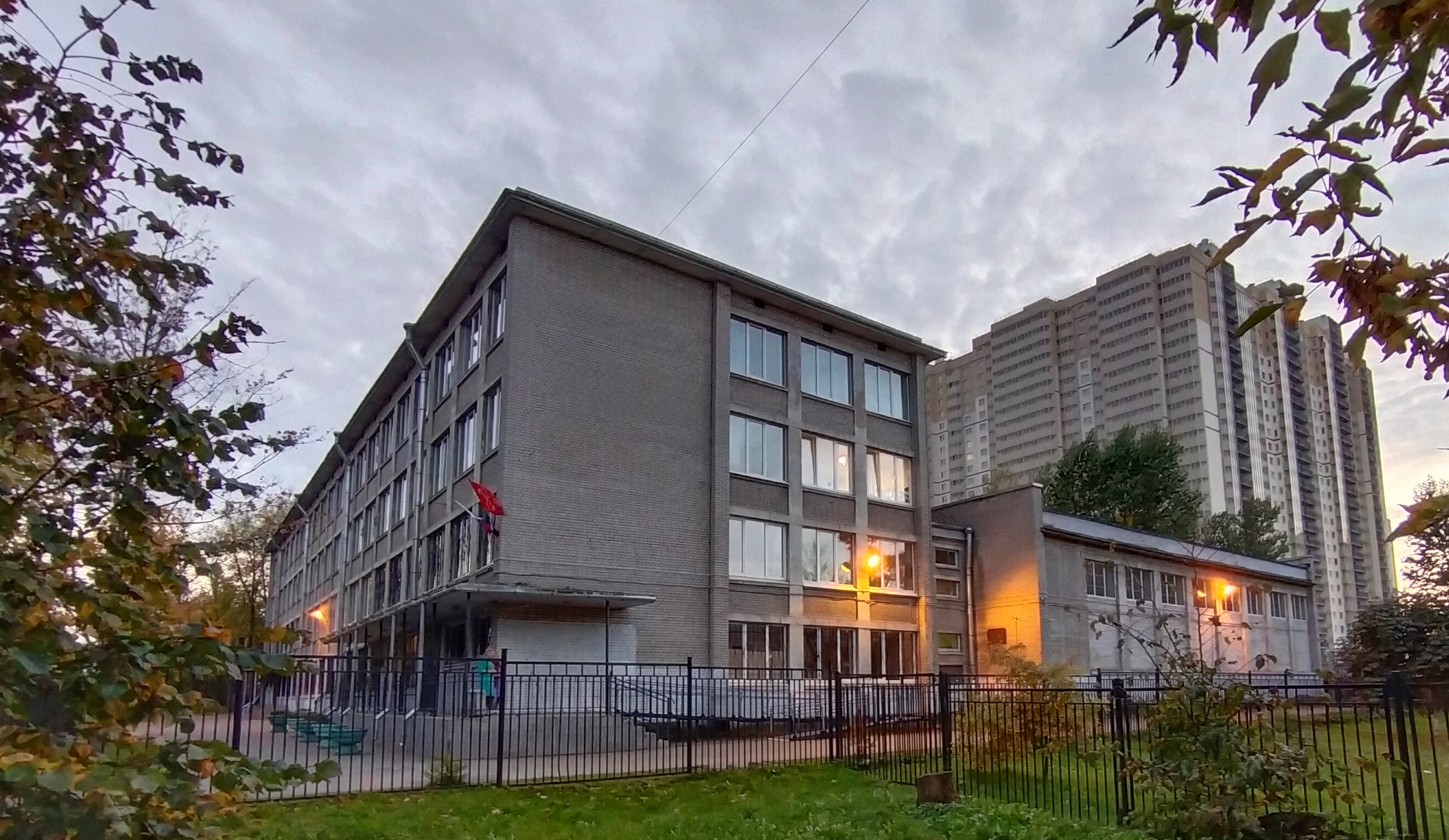 Образовательные учреждения невского района