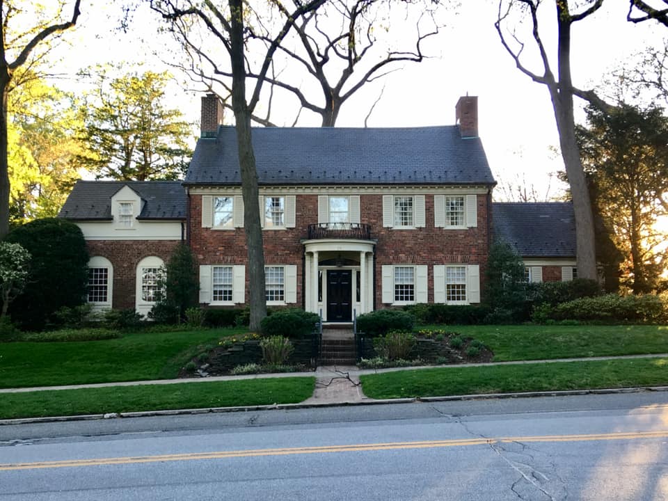 Frank Gentry Residence - Munsey Park, New York