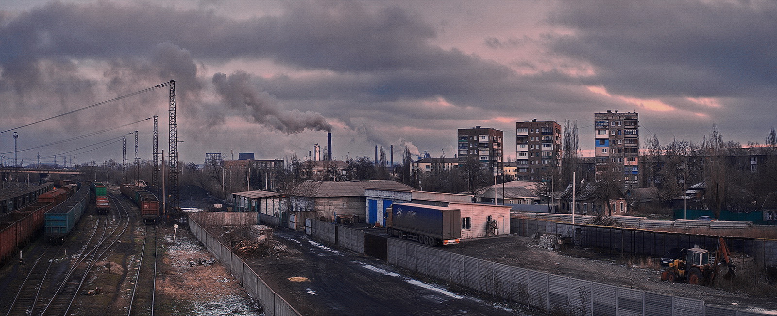 Енакиево 2023. Ул Айвазовского Енакиево. Енакиево Партизанская 135. Перспектива Енакиево.