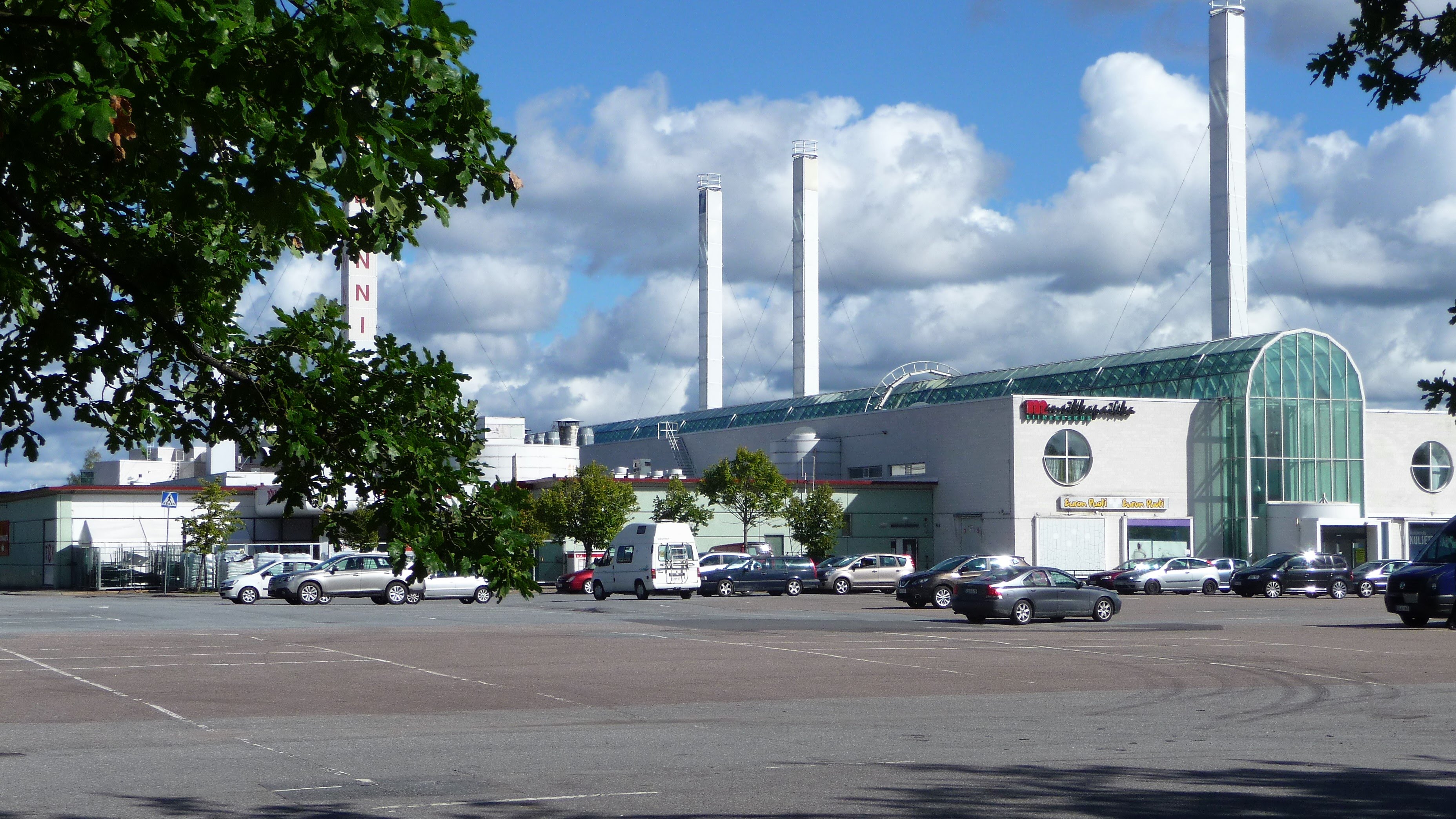 Mansikkapaikka shopping centre - Imatra