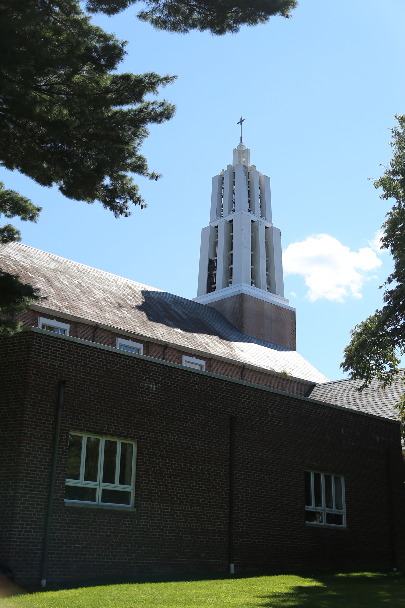 Congregational Church of Manhasset - Munsey Park, New York