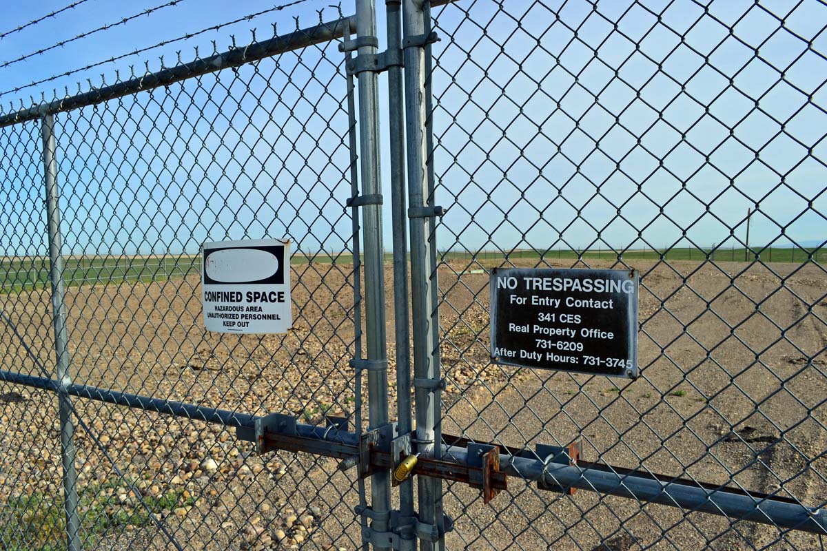 Deactivated Minuteman III ICBM Launch Facility (Q-11) | military ...