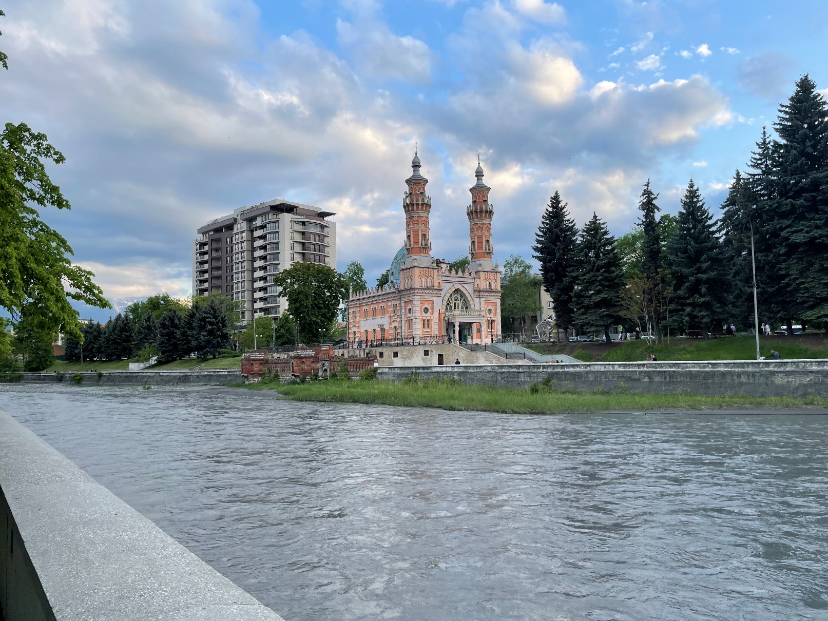 Mukhtarov Mosque / Sunni Mosque - Vladikavkaz