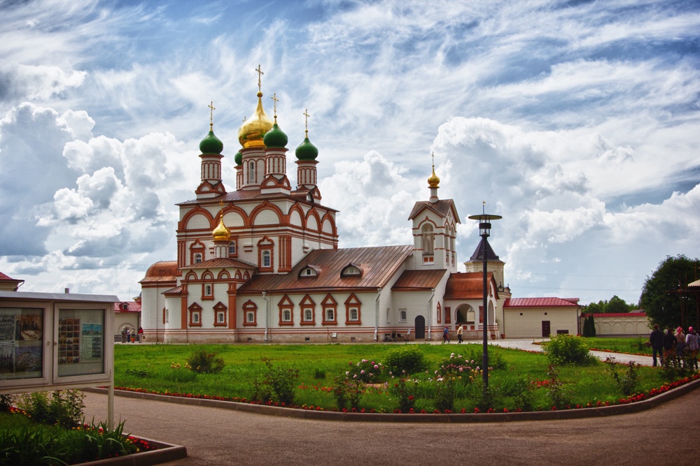 Храм Сергия Радонежского Ростоши