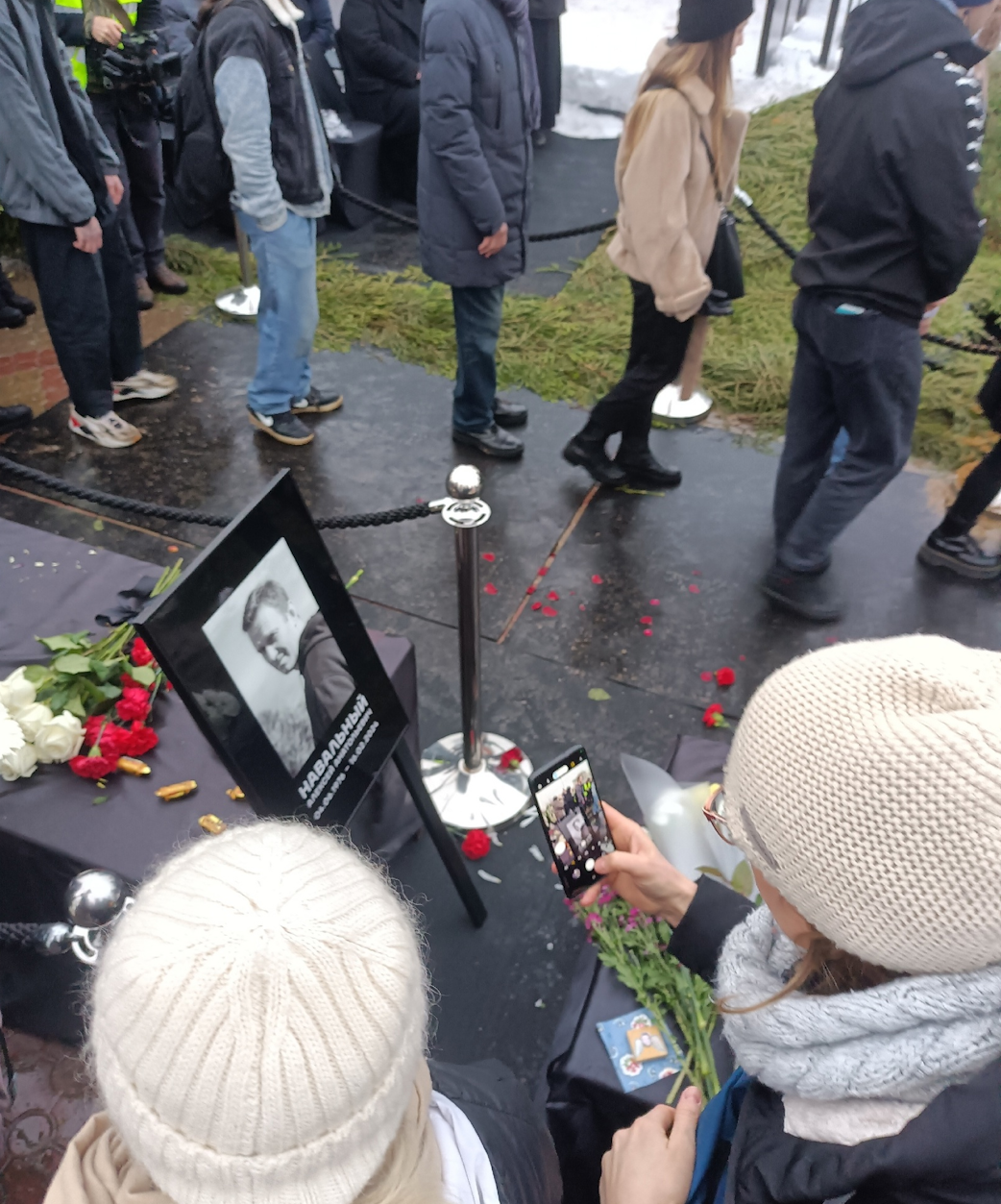 Alexei Navalny grave - Moscow