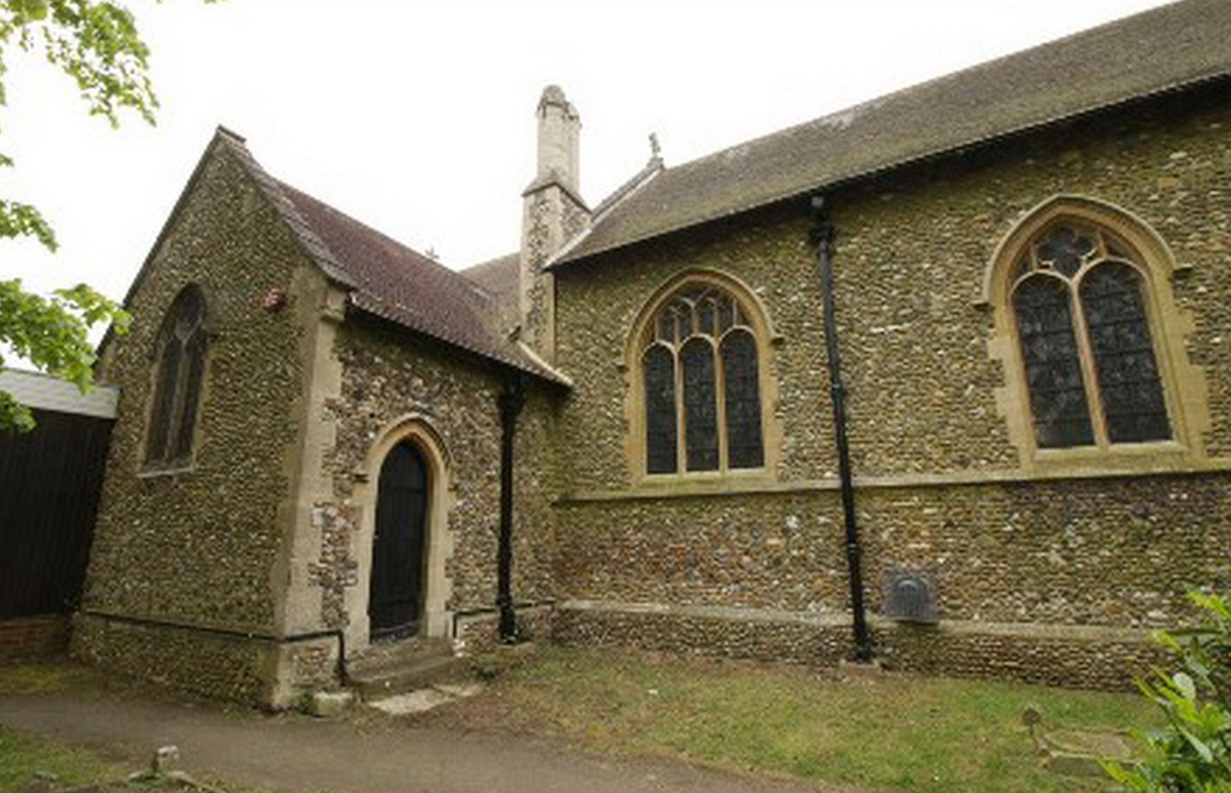 St Mary Magdalene Churchyard - Harlow