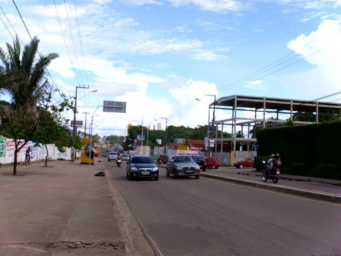 Avenida São Luís Rei de França