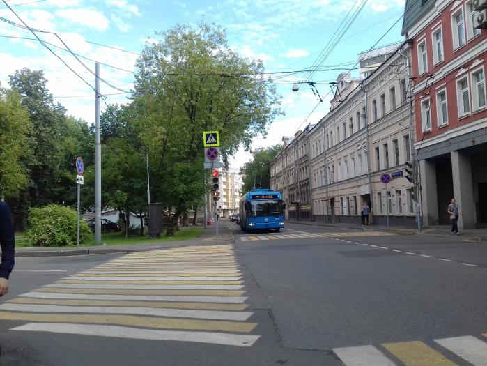 Г москва ул доброслободская д. Доброслободская улица Москва. Доброслободская улица, 2. Доброслободский переулок в Москве. Благоустройство Доброслободской улице.